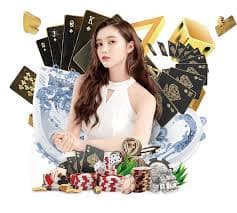 win8 slot Live Casino dealer studio ကဒ်ဖြန့်နေသောမြင်ကွင်း