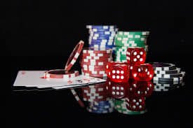 win8 slot APP ဖြင့် Live Casino Baccarat ကစားနေသောမြင်ကွင်း